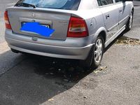 Gebraucht Opel Astra 88 PS (64 kW) 2002 Silber Limousine