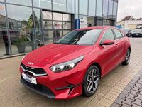 Neu Kia Ceed Spirit 140 PS (102 kW) 2025 Rot Kleinwagen