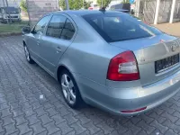 Gebraucht Skoda Octavia Elegance 160 PS (117 kW) 2009 Arcticgr}n metallic Limousine