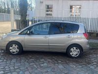 Gebraucht Toyota Corolla Verso 129 PS (94 kW) 2004 Silber Van / Kleinbus