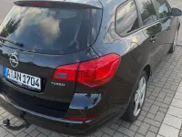 Gebraucht Opel Astra Sport 140 PS (102 kW) 2012 Schwarz Kombi
