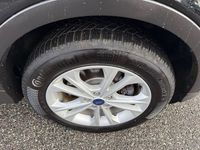 Gebraucht Ford Kuga Titanium 150 PS (110 kW) 2017 Schwarz SUV