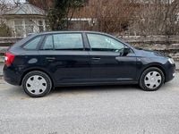 Gebraucht Skoda Rapid Ambition 122 PS (89 kW) 2014 Schwarz Kleinwagen