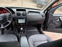 Gebraucht Dacia Duster Lauréate 114 PS (83 kW) 2017 Grau SUV