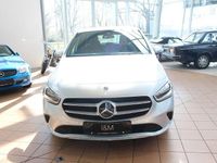 Gebraucht Mercedes B180 116 PS (85 kW) 2020 Silber Kleinwagen
