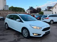 Gebraucht Ford Focus Trend 125 PS (91 kW) 2017 Weiß Kombi
