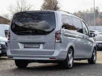 Gebraucht Mercedes V300 Avantgarde 237 PS (174 kW) 2024 Alpingrau Van / Kleinbus