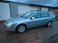 Gebraucht Ford Mondeo 125 PS (91 kW) 2006 Silber Kombi