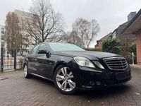 Gebraucht Mercedes E200 136 PS (100 kW) 2011 Schwarz Limousine