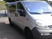Gebraucht Opel Vivaro 101 PS (74 kW) 2006 Silber metallic Van / Kleinbus
