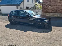 Gebraucht BMW 118 Sport Line 143 PS (105 kW) 2009 Schwarz Kleinwagen