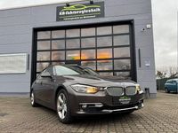 Gebraucht BMW 320 Sport Line 185 PS (136 kW) 2012 Braun Limousine