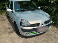 Używany Renault Clio II Authentique 75 KM (55 kW) 2003 Srebrny Hatchback