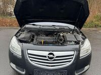 Gebraucht Opel Insignia Edition 140 PS (102 kW) 2009 Schwarz Kombi