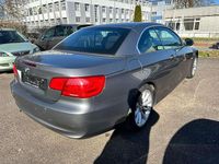 Gebraucht BMW 320 Cabriolet 170 PS (125 kW) 2010 Grau Cabrio