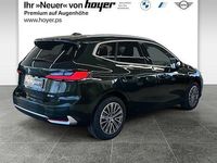 Neu BMW 218 136 PS (100 kW) 2025 Grün Kombi