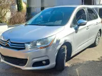 Używany Citroën C4 PureTech 131 KM (96 kW) 2014 Srebrny Sedan/Limuzyna