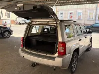 Gebraucht Jeep Patriot 163 PS (119 kW) 2010 Silber SUV