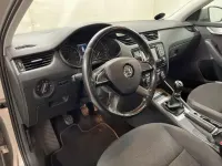 Używany Skoda Octavia Elegance 140 KM (102 kW) 2014 Brązowy Kombi