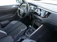 Gebraucht VW Polo Highline 95 PS (69 kW) 2018 Silber Kleinwagen