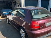 Gebraucht Audi A3 125 PS (91 kW) 1997 Rot Kleinwagen