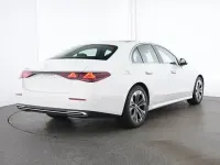Gebraucht Mercedes E220 Advanced 197 PS (144 kW) 2025 Weiß Limousine
