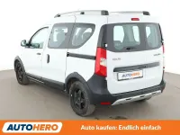 Gebraucht Dacia Dokker Celebration 90 PS (66 kW) 2017 Weiß Van / Kleinbus