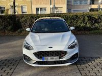 Gebraucht Ford Focus ST 280 PS (205 kW) 2020 Weiß Limousine