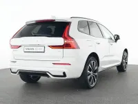 Gebraucht Volvo XC60 Plus 335 PS (246 kW) 2023 Crystal white / SUV