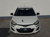 Gebraucht Hyundai i20 Edition 86 PS (63 kW) 2012 Weiß Kleinwagen