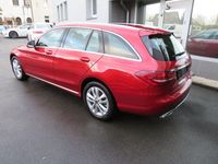 Gebraucht Mercedes C200 160 PS (117 kW) 2020 Rot Kombi