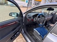 Gebraucht Opel Astra 95 PS (69 kW) 2004 Silber Kleinwagen