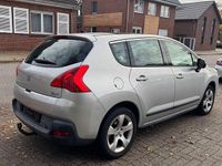 Gebraucht Peugeot 3008 Active 156 PS (114 kW) 2012 Silber Kombi