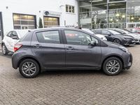 Gebraucht Toyota Yaris Plus 111 PS (81 kW) 2017 Marlingrau metallic Kleinwagen