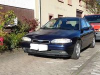 Gebraucht Ford Mondeo Ghia 116 PS (85 kW) 1995 Blau metallic Limousine