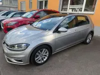 Gebraucht VW Golf VII 125 PS (91 kW) 2017 Tungsten silver metallic Kleinwagen