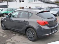 Gebraucht Opel Astra Active 120 PS (88 kW) 2015 Grau Limousine