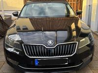 Gebraucht Skoda Superb 190 PS (139 kW) 2016 Schwarz Kombi