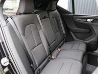 Neu Volvo EX40 Plus 185 kW (252 PS) 2026 Onyx black / metallic SUV