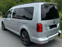 Gebraucht VW Caddy Maxi 102 PS (75 kW) 2016 Silber Van / Kleinbus