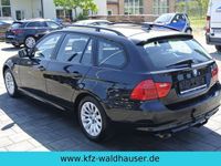 Gebraucht BMW 318 143 PS (105 kW) 2012 Schwarz Limousine