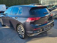 Gebraucht VW Golf VIII Active 116 PS (85 kW) 2023 Schwarz Limousine