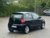 Gebraucht VW Fox 55 PS (40 kW) 2010 Schwarz Kleinwagen