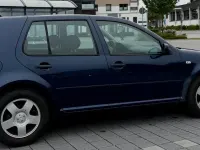 Gebraucht VW Golf IV 75 PS (55 kW) 2002 Blau Kleinwagen