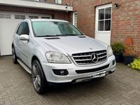 Gebraucht Mercedes ML320 224 PS (164 kW) 2006 Silber SUV