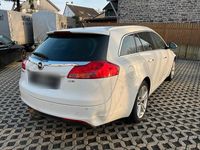 Gebraucht Opel Insignia 160 PS (117 kW) 2011 Weiß Kombi