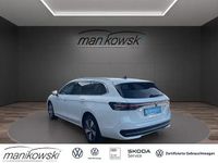 Gebraucht VW Passat Business 150 PS (110 kW) 2025 Weiss Kombi