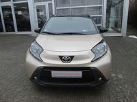 Gebraucht Toyota Aygo X Pulse 72 PS (52 kW) 2022 Ginger beige metallic/ night sky black SUV
