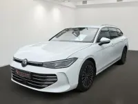 Gebraucht VW Passat Elegance 150 PS (110 kW) 2025 Weiß Kombi