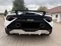 Gebraucht Lamborghini Huracán 640 PS (470 kW) 2024 Weiß